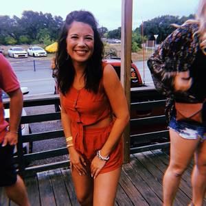 Meet your Posher, Nikki